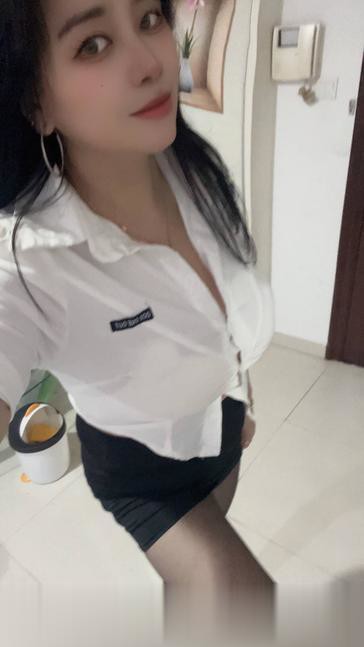 湖南-长沙长腿大胸少妇体验