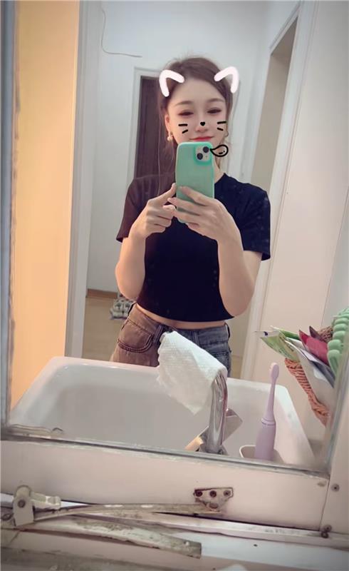 镇江肤白小少妇