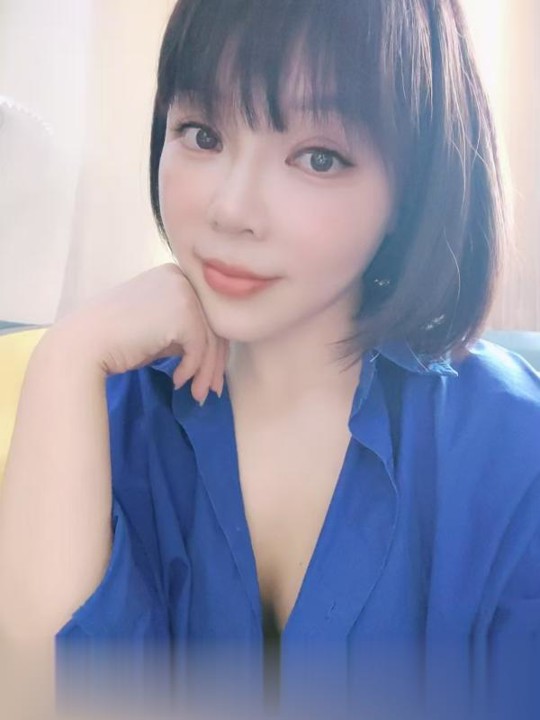 陕西-西安高新品茶雅雅老师