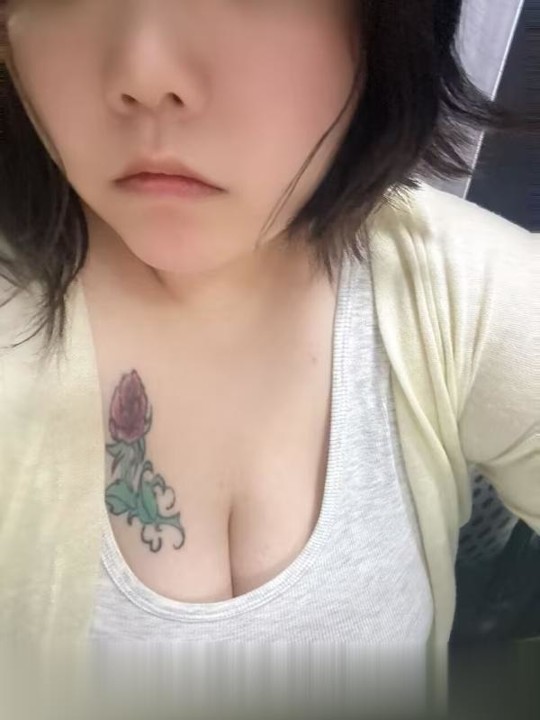 上海浦东大奶年轻小坦克老师