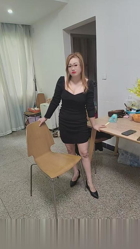 广东-广州风骚黑丝少妇