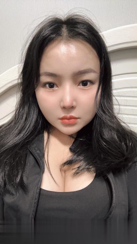 上海-徐汇D奶人妻少妇