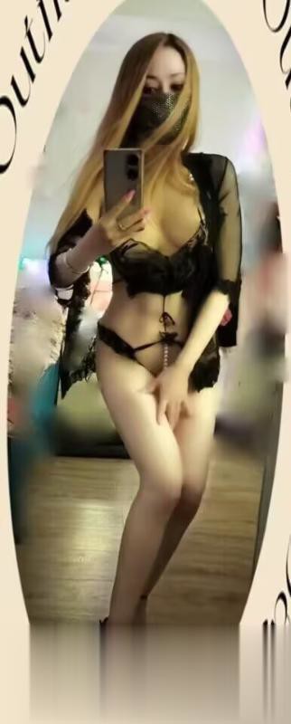 北京棒打痴女少妇美美