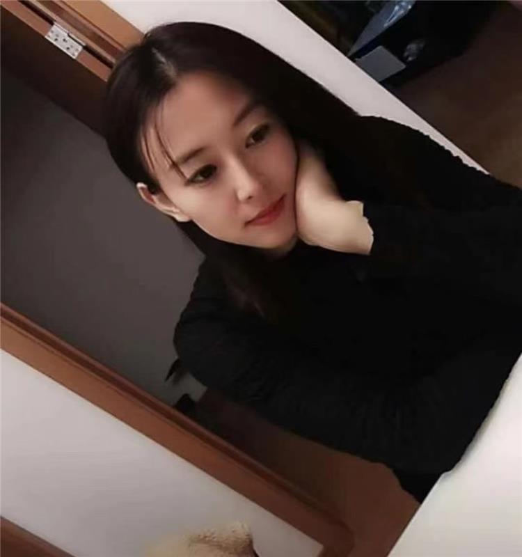 河南-郑州中原区温柔甜美人妻