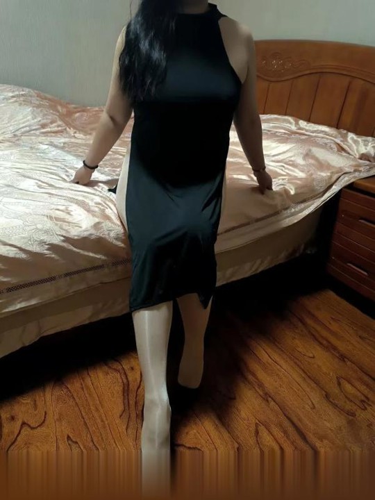 江苏-南京栖霞丰乳肥臀熟女