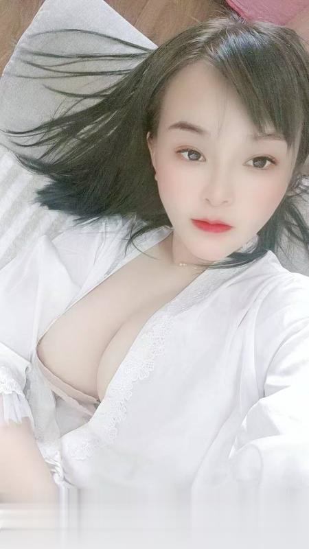 湖北-武汉欢乐谷丰满姐姐