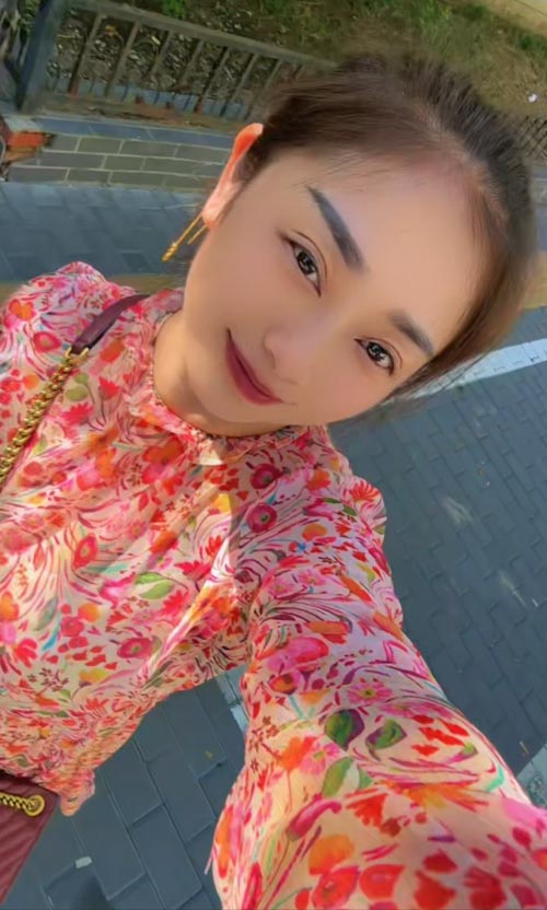 北京天然E胸大奶小姐姐