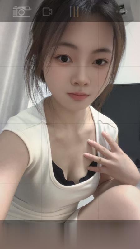 南京建邺小仙女.嫩货一枚，妹子全身雪白