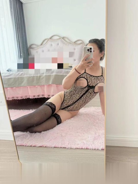 江苏-常州约炮东北琪宝..