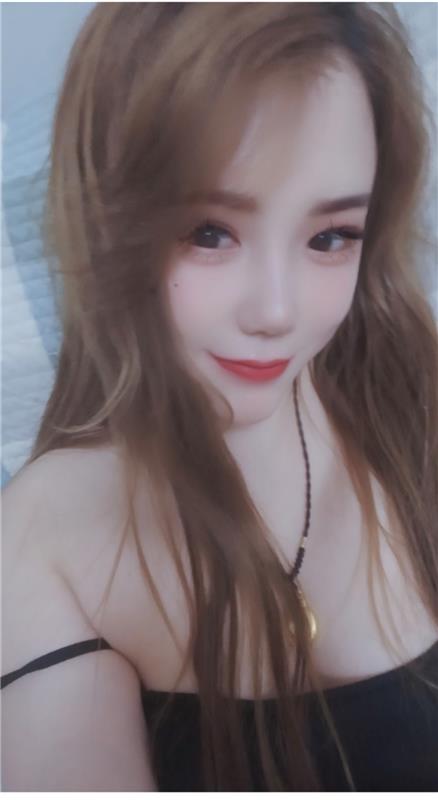 河南-郑州管城超级大奶子小姐姐