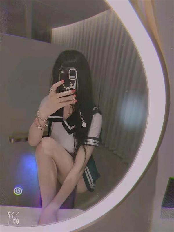 南阳第一黑丝美腿