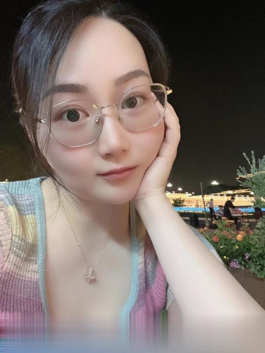 江苏-苏州太仓巨乳兼职少妇