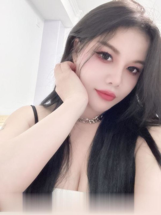 山东-青岛蜜桃臀情趣母狗骚女