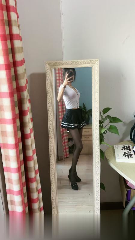 江苏无锡红玫瑰黑丝少妇