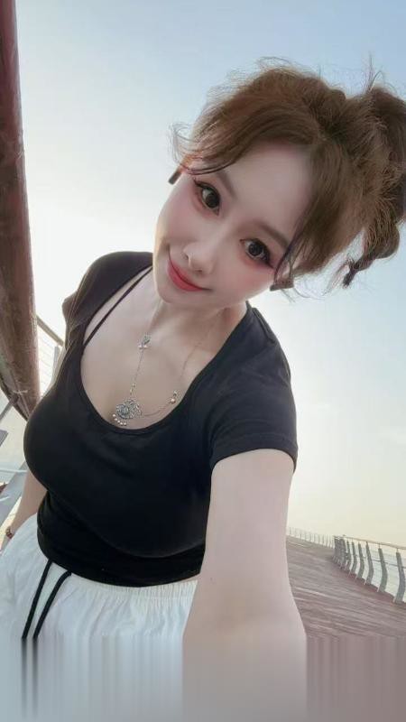 江苏-苏州肤白胸大骚妇