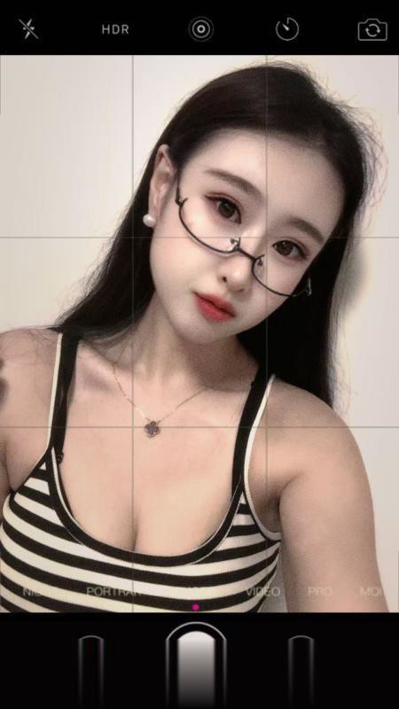 深圳长腿大奶琪格格妩媚长腿御姐