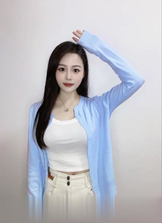 广东-深圳宝安气质性感美女